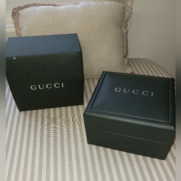 Vintage GUCCI Mens Stainless Wrist Watch in Original Box with Purchace Receipt - Picture 6 of 16